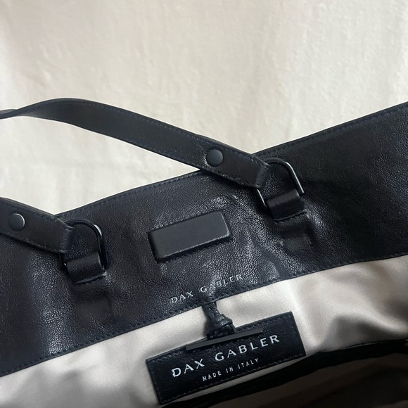 Dax Gabler green and gold patterned handbag - Picture 7 of 10